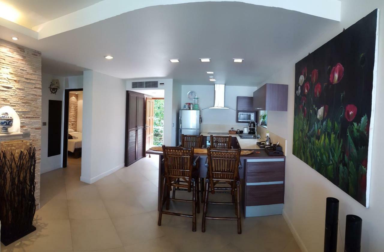 Karon Beach Apartment Sea View Buitenkant foto
