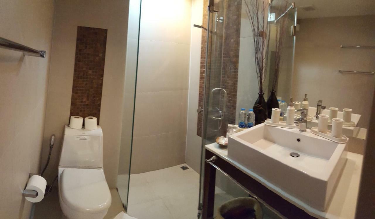 Karon Beach Apartment Sea View Buitenkant foto